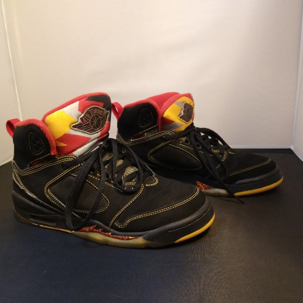 Jordan sixty Atlanta Hawks retro from 09